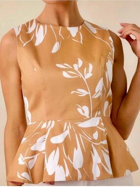 Sleeveless Peplum Floral Top in Camel and White